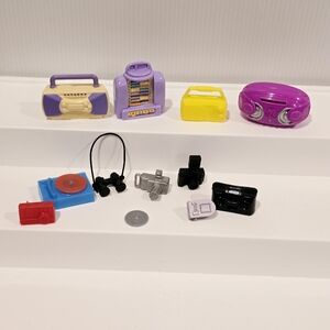 Mattel Barbie Accessories Electronics Radio Camera Phone Headphone Music Set